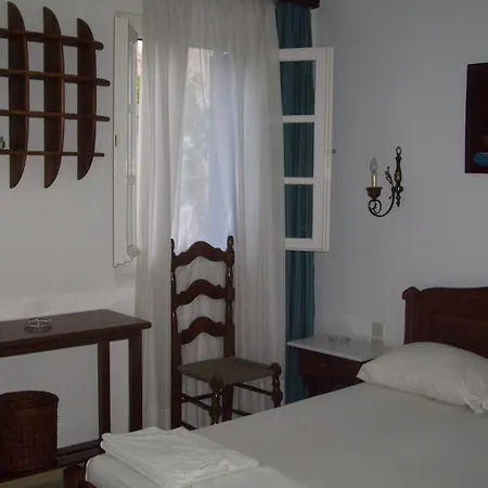 Niki Apartment *