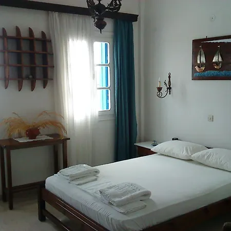 Niki Apartment *
